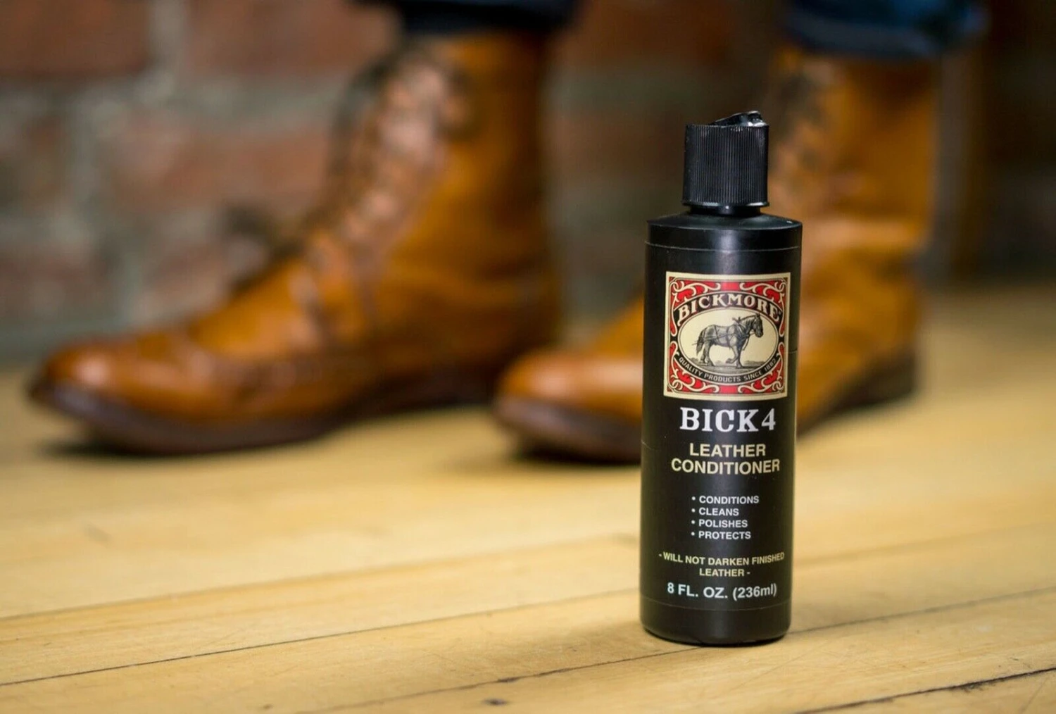 Bickmore Bick 4 Leather Conditioner 8oz 03054 6 Bickmore Bick 4 Leather Conditioner 8oz 03054 - Image 4
